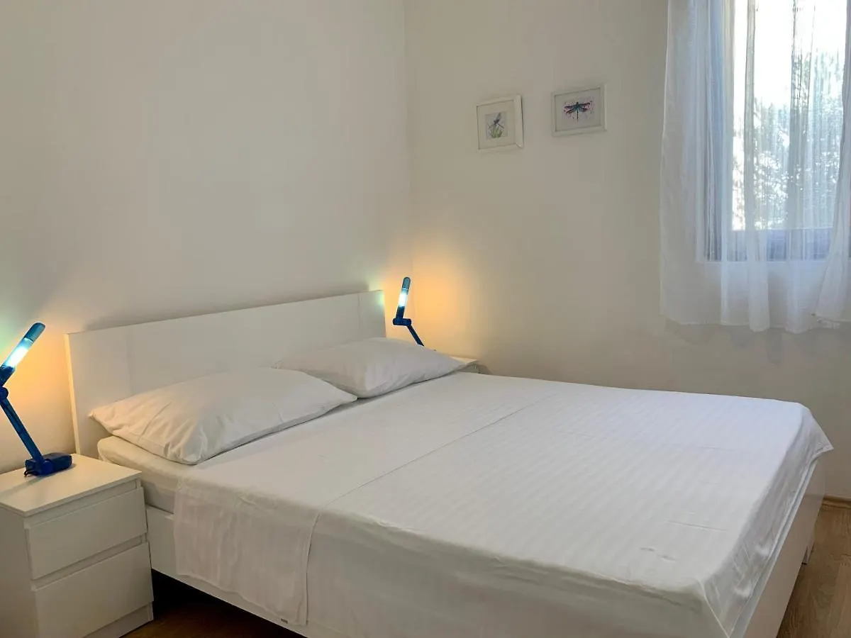 Apartments Parac