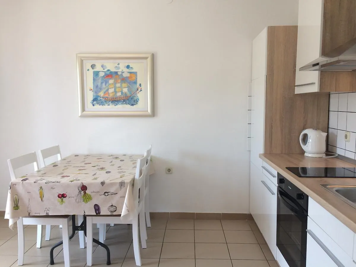 Apartments Parac Petrcane
